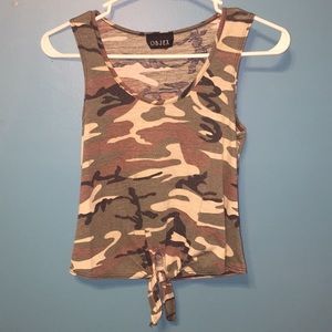 Camouflage crop top